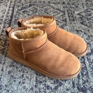 UGG classic ultra mini boot